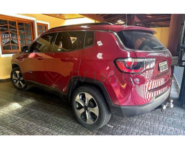 Foto de LOTE 28 - VEÍCULO - JEEP/CAMPASS COR VERMELHO, FLEX - FABRICAÇÃO/ MODELO 2018/2018 