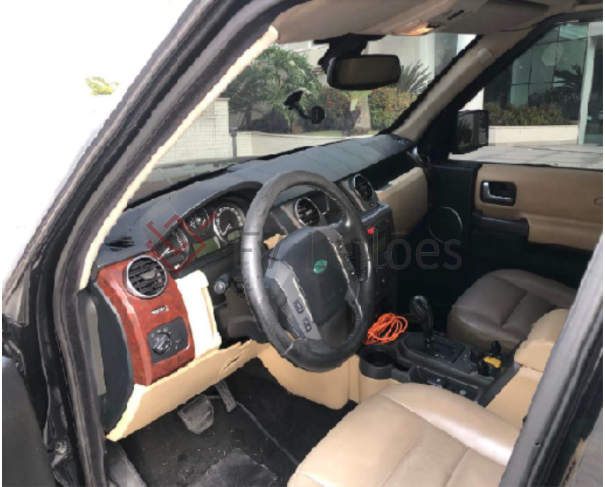 Foto de LOTE 51 - VEÍCULO  I/LR DISCOVERY 3 V6 BLINDADO  ANO/MODELO 2005/2005 COR PRETA - GASOLINA 