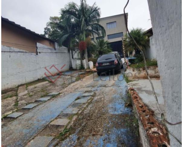 Foto de LOTE 68 - TERRENO COM ÁREA DE 520M² - JARDIM ADELINA - COTIA / SP 